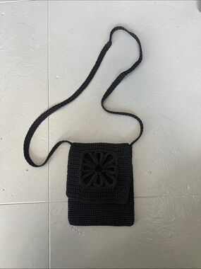 Black Crochet Crossbody Bag with Floral Design - vintage 90s